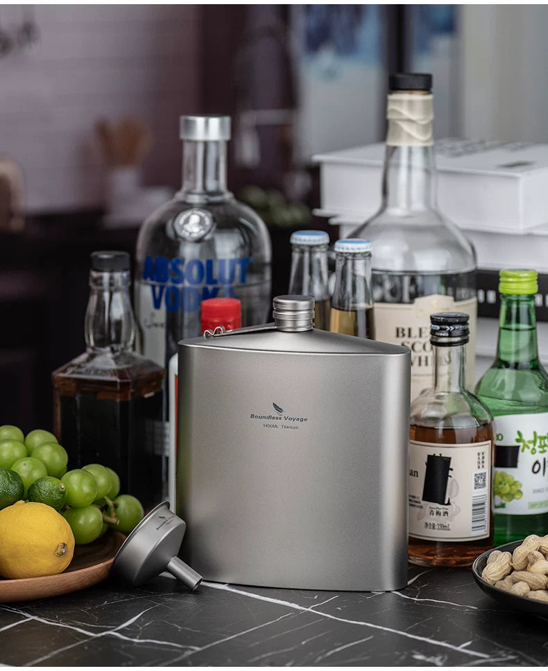Biwei Pure Titanium Flask Large Capacity Portable Outdoor Water Bottle Home Car Flat Liquor Bottle Square Open Flame
