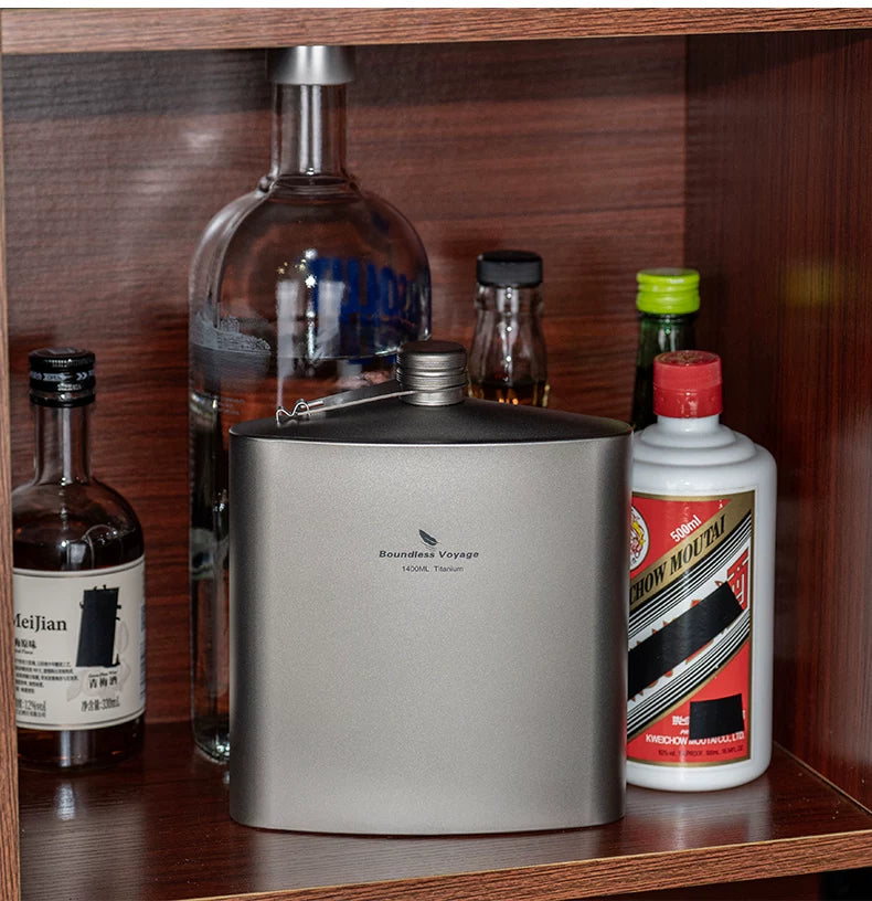 Biwei Pure Titanium Flask Large Capacity Portable Outdoor Water Bottle Home Car Flat Liquor Bottle Square Open Flame